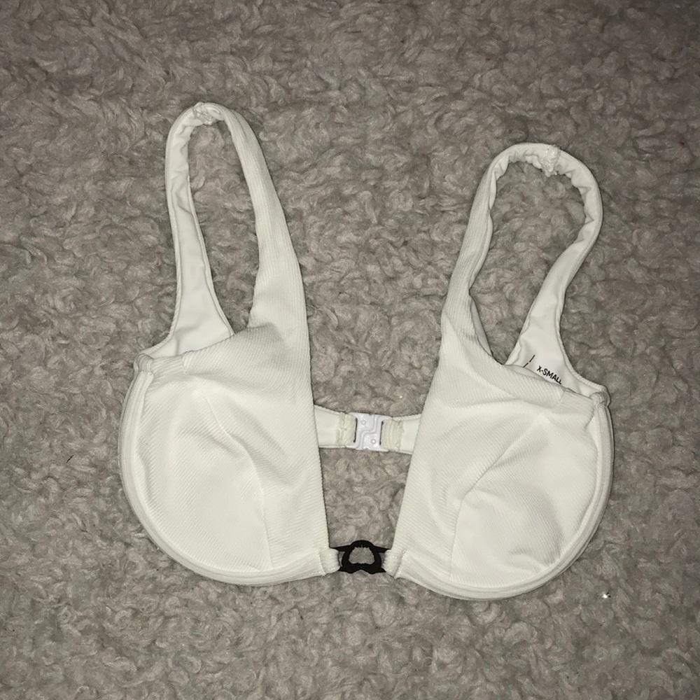 White Bikini - image 4